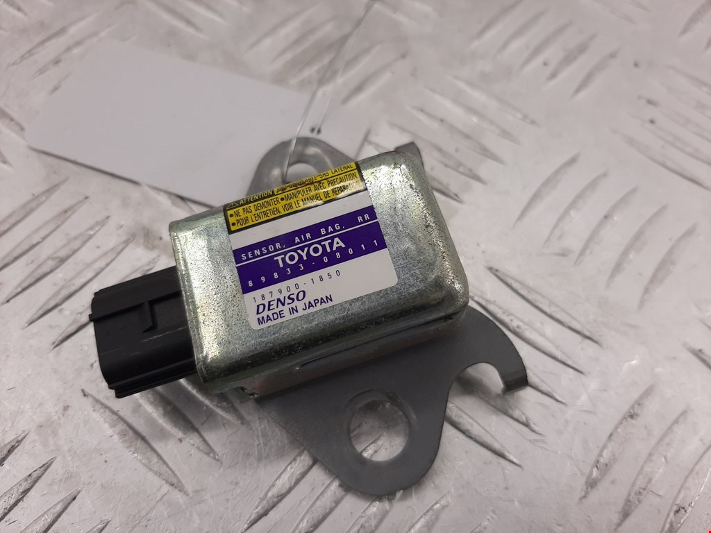 Датчик AIR BAG (подушек безопасности) TOYOTA Sienna XL20 2003-2010