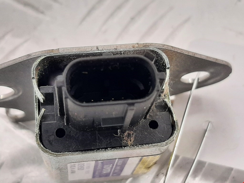Датчик AIR BAG (подушек безопасности) TOYOTA Sienna XL20 2003-2010