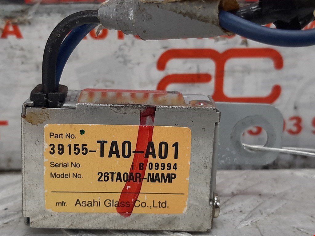 Усилитель антенны HONDA Accord VIII 2008-2013