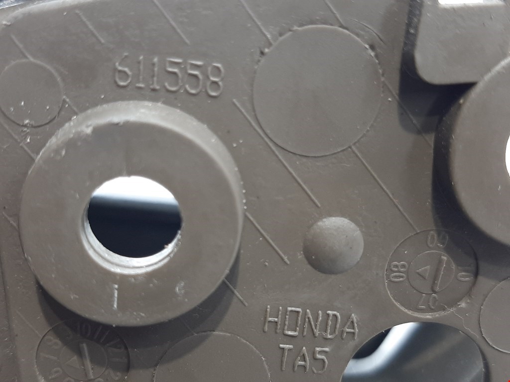 Ручка дверная передняя внутренняя правая HONDA Accord VIII 2008-2013