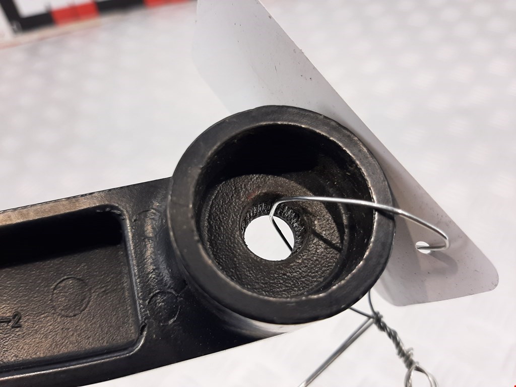 Поводок дворников передний левый/ правый KIA Optima 2010-2016