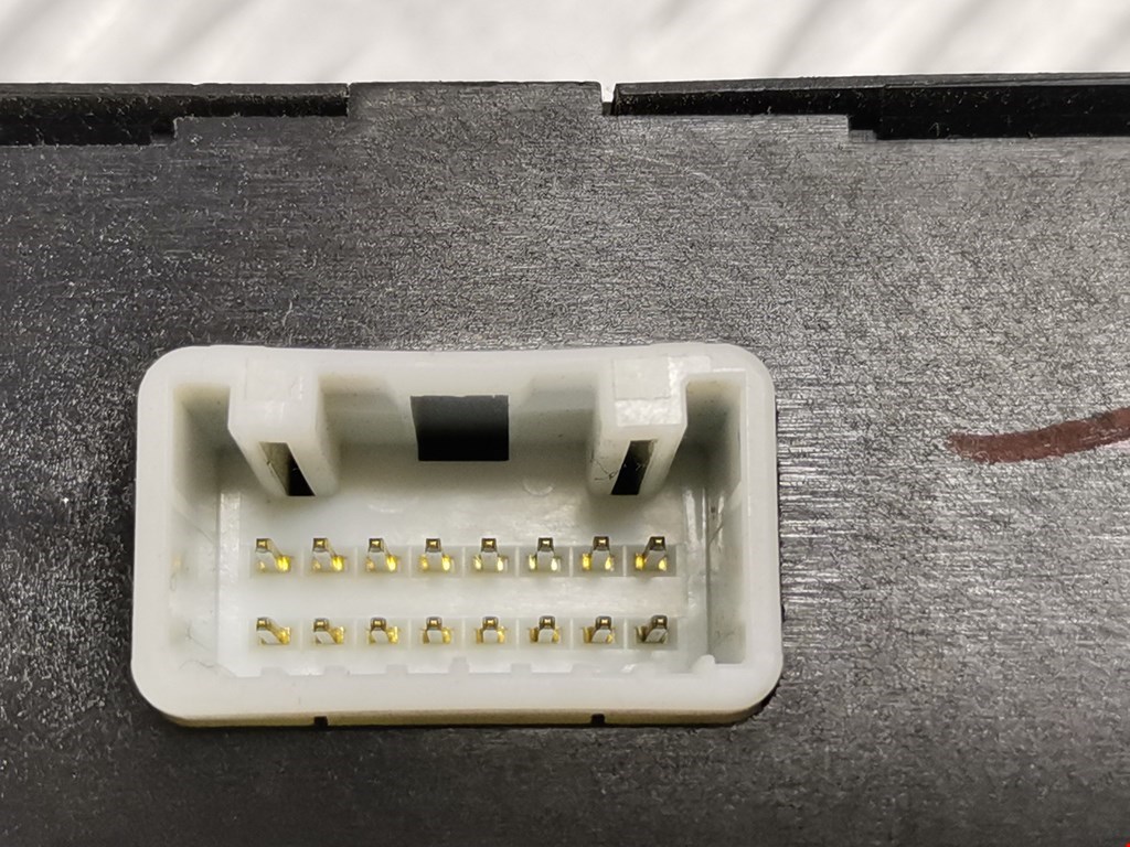 Блок управления парктрониками INFINITI QX56/QX80 2004-2010