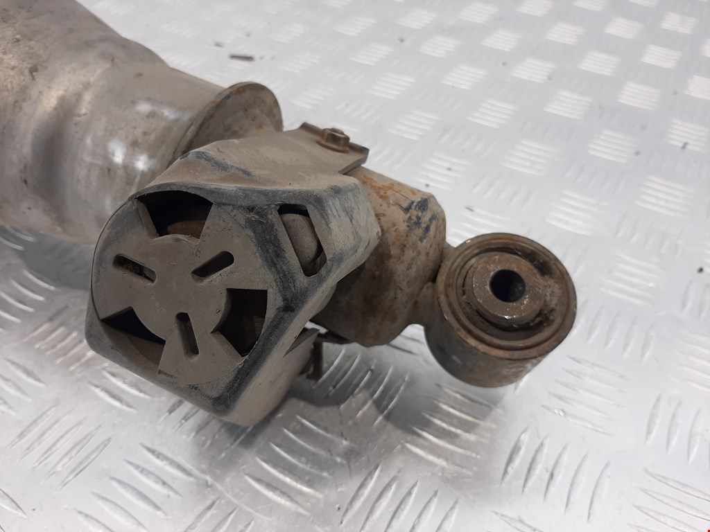 Амортизатор задний левый VOLKSWAGEN Touareg 2002-2010