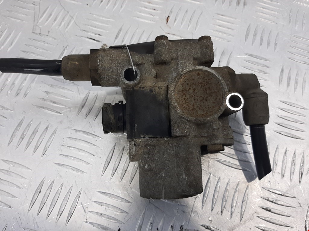 Кран ABS тормозной главный (распределитель) IVECO EuroCargo II 2003-2008