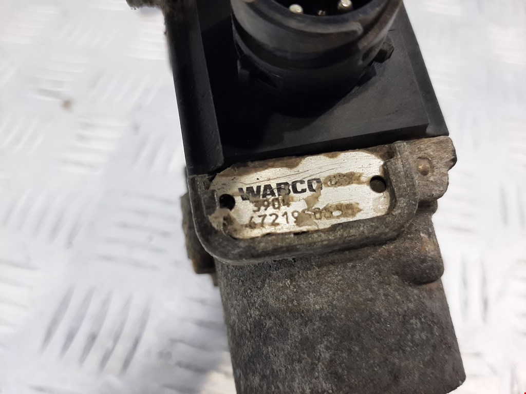 Кран ABS тормозной главный (распределитель) IVECO EuroCargo II 2003-2008