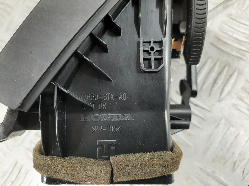 Дефлектор воздушный ACURA MDX YD2 2007-2013