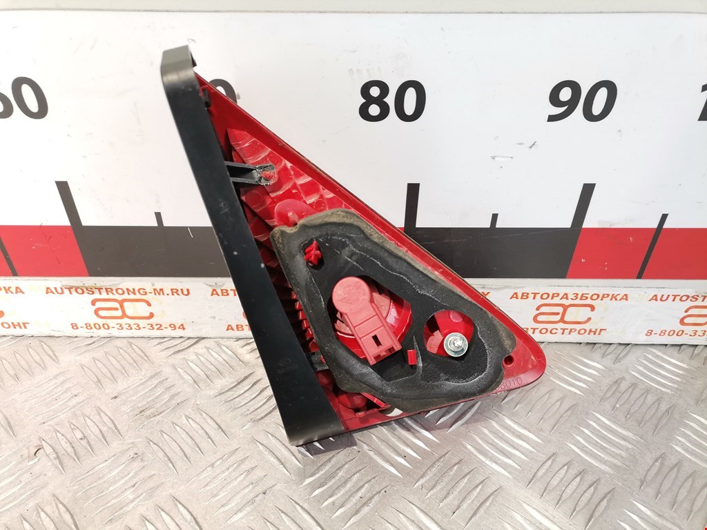 Фонарь задний внутренний правый PEUGEOT Partner 2008-2018