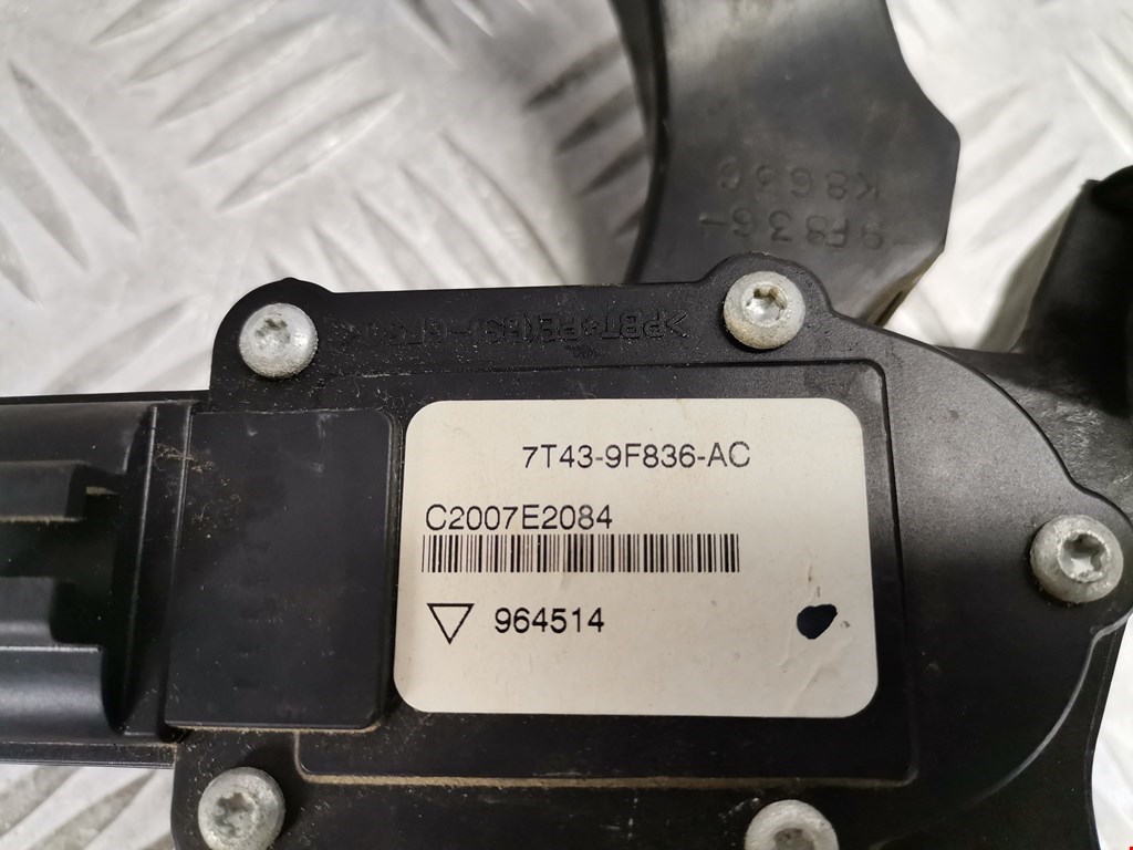 Педаль газа FORD Edge 2006-2014