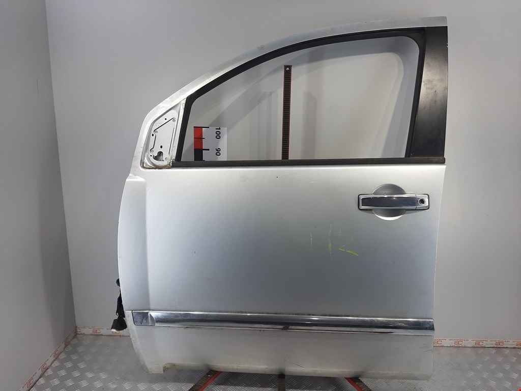 Дверь передняя левая INFINITI QX56/QX80 2004-2010