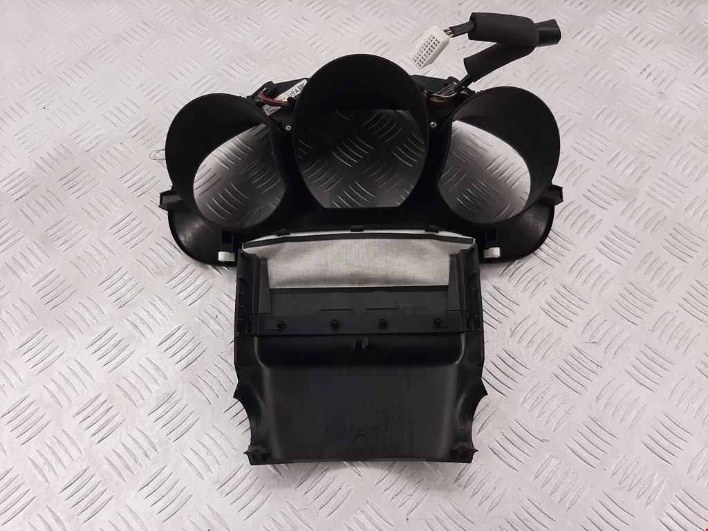 Накладка декоративная LEXUS GS 2005-2011