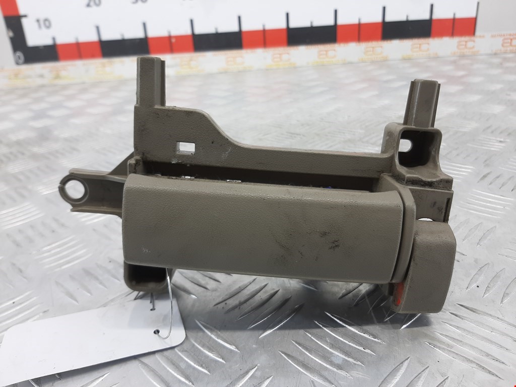 Ручка дверная задняя внутренняя левая TOYOTA Sienna XL20 2003-2010