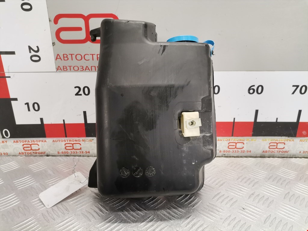 Бачок омывателя INFINITI QX56/QX80 2004-2010