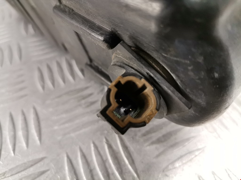 Бачок омывателя INFINITI QX56/QX80 2004-2010