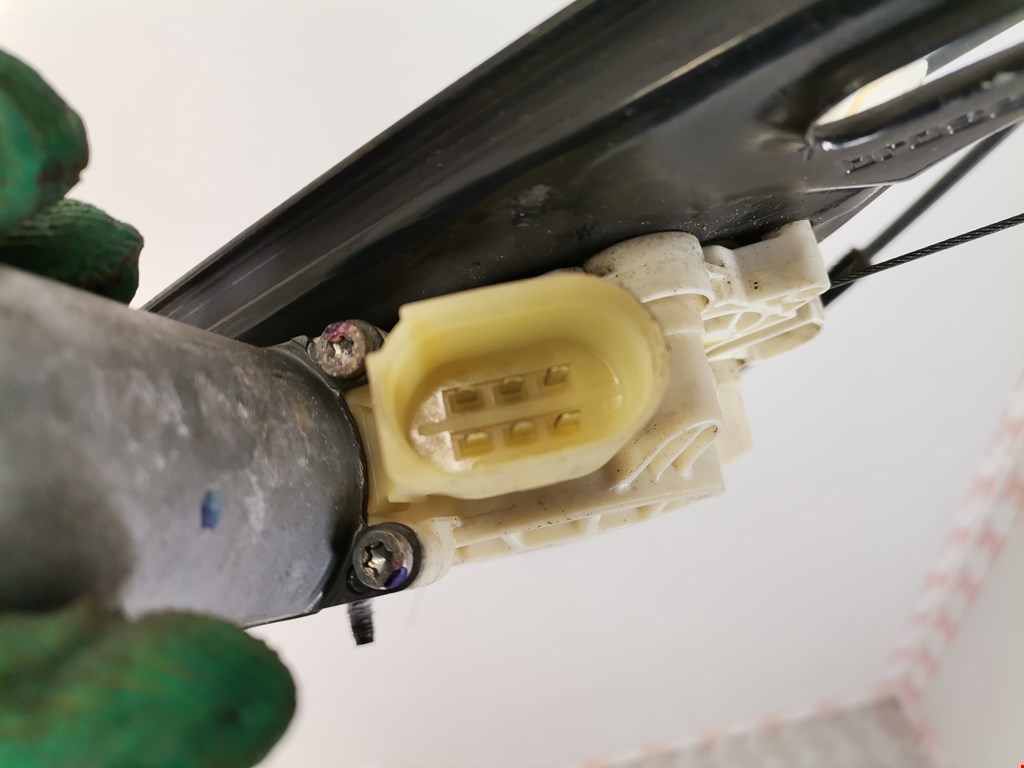 Стеклоподъемник передний левый BMW X5 E70 2007-2013