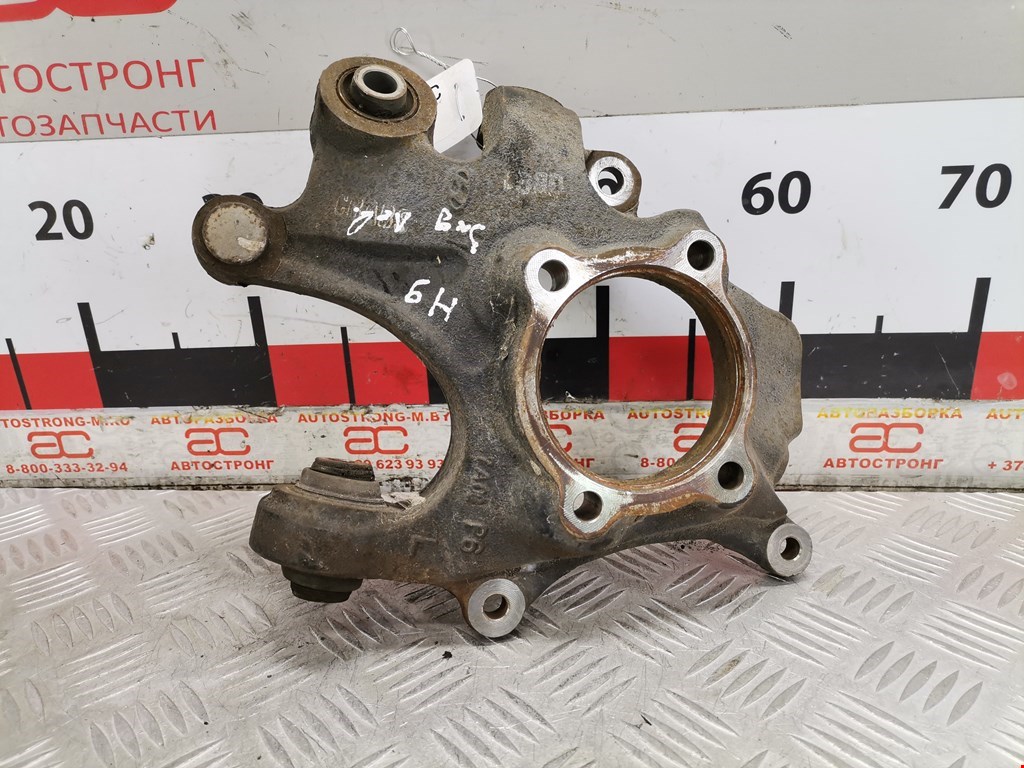 Кулак задний левый Hyundai Santa Fe 2 (CM) (2005-2012)