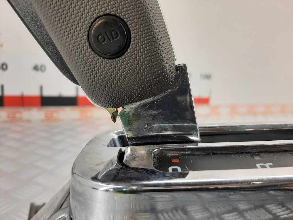 Кулиса (селектор) АКПП/МКПП в салоне FORD Edge 2006-2014