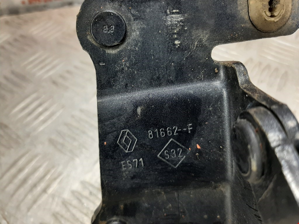 Петля капота левая/правая RENAULT Scenic II 2003-2010