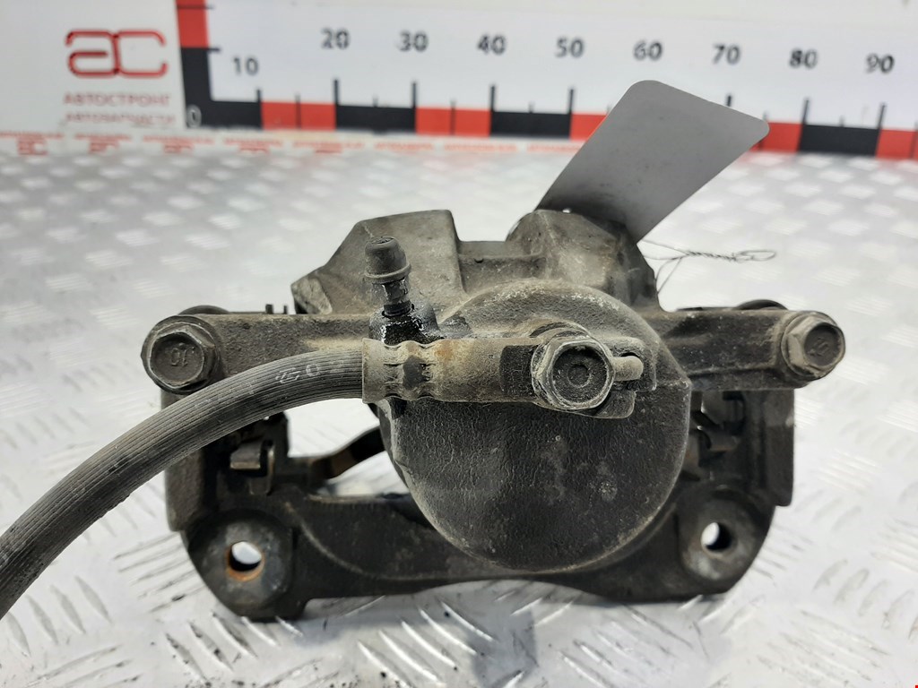 Суппорт передний левый TOYOTA Camry XV40 2006-2011