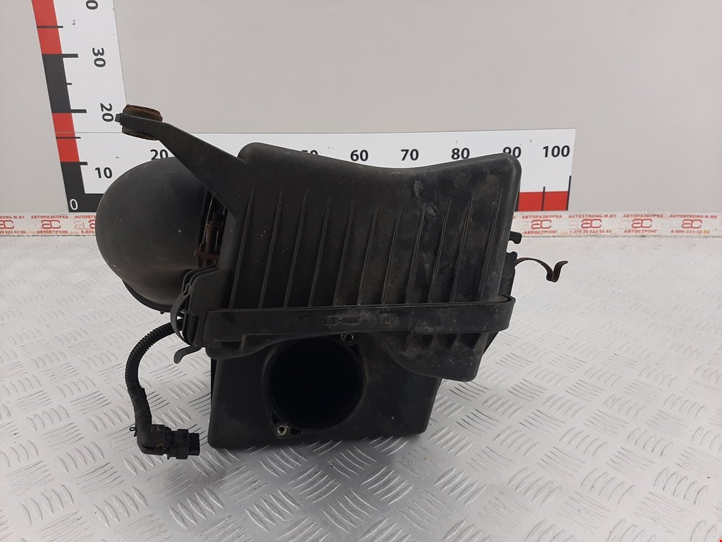 Корпус воздушного фильтра KIA Sorento 2002-2009