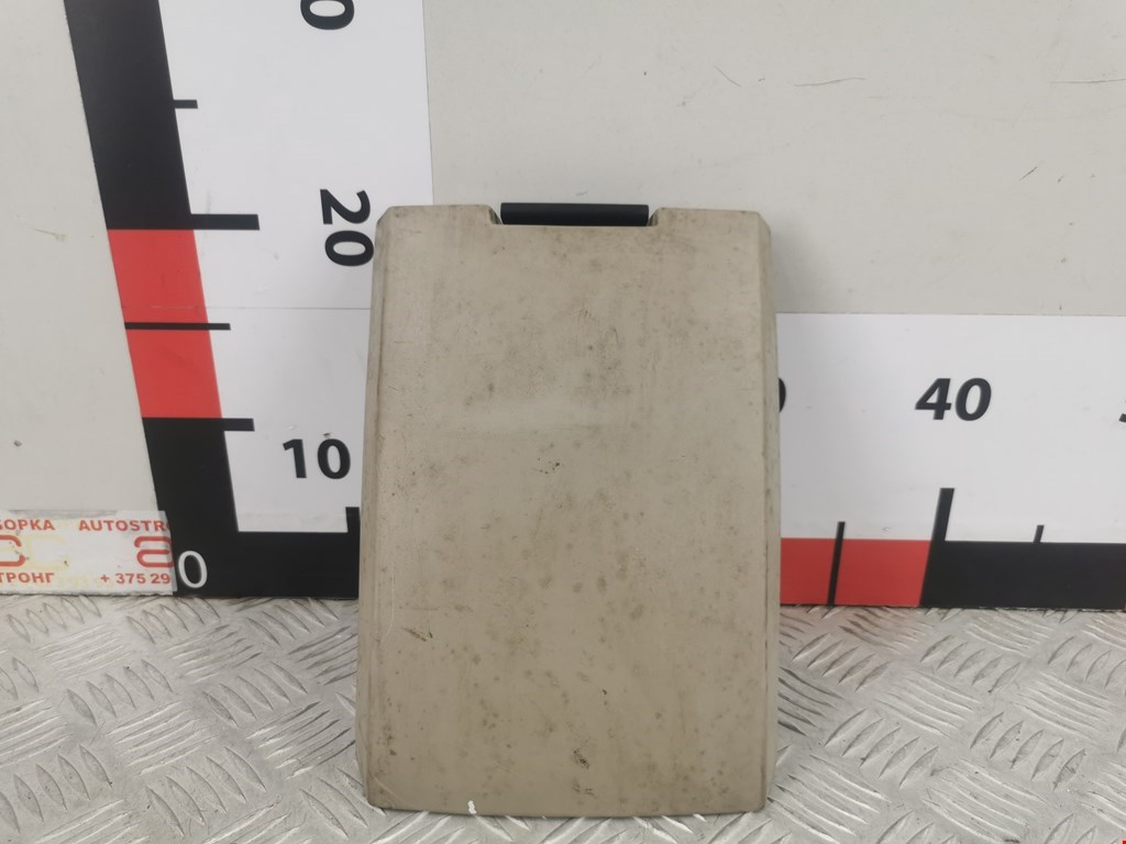 Подлокотник в салон CHRYSLER Pacifica 2003-2008