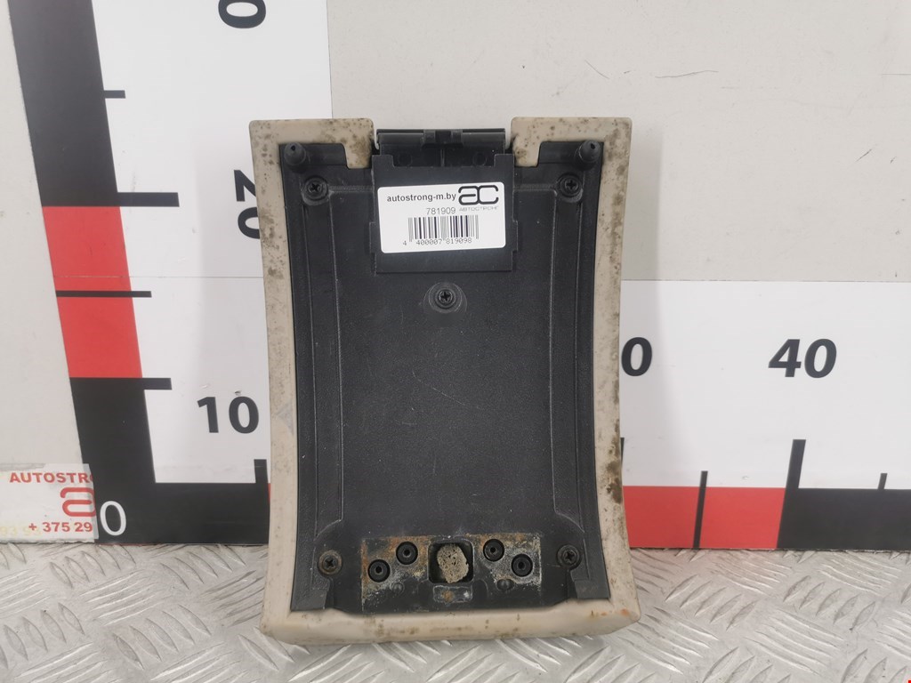 Подлокотник в салон CHRYSLER Pacifica 2003-2008