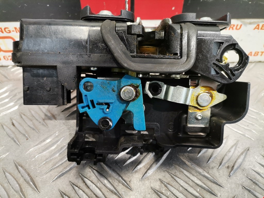 Замок двери передней правой OPEL Antara 2006-2015