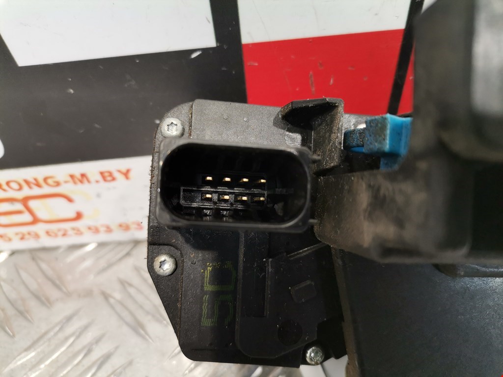 Замок двери передней правой OPEL Antara 2006-2015