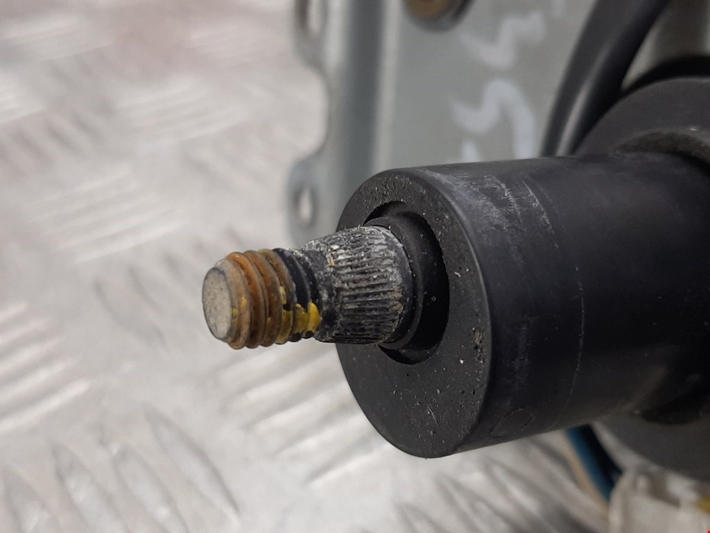 Моторчик стеклоочистителя задний CITROEN Xsara 1997-2000