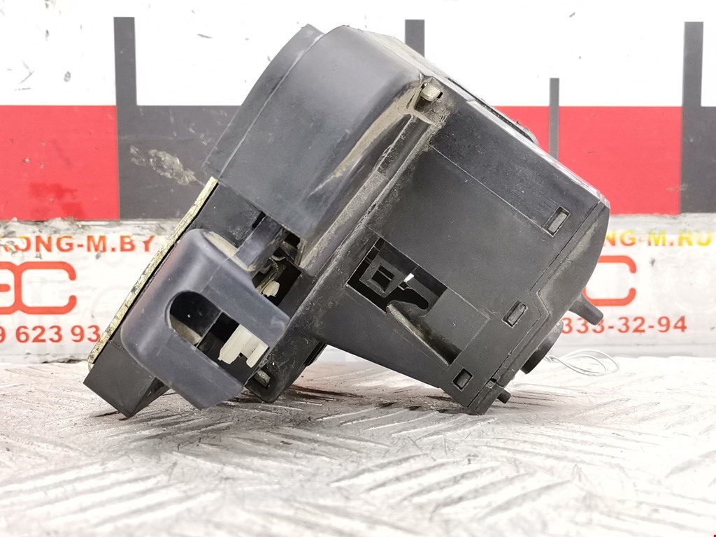 Замок двери передней правой RENAULT Megane I 1996-2002