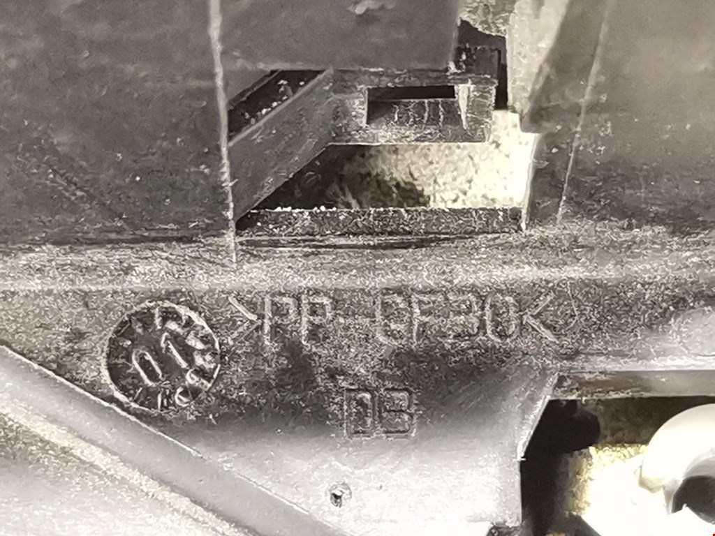 Замок двери передней правой RENAULT Megane I 1996-2002