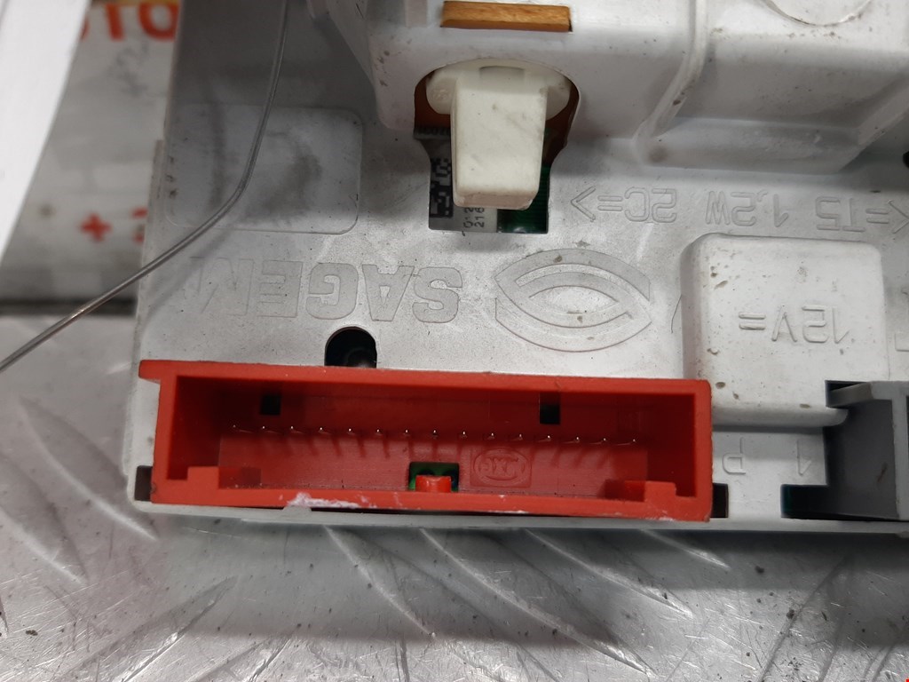 Дисплей информационный (компьютера) RENAULT Clio 1998-2008