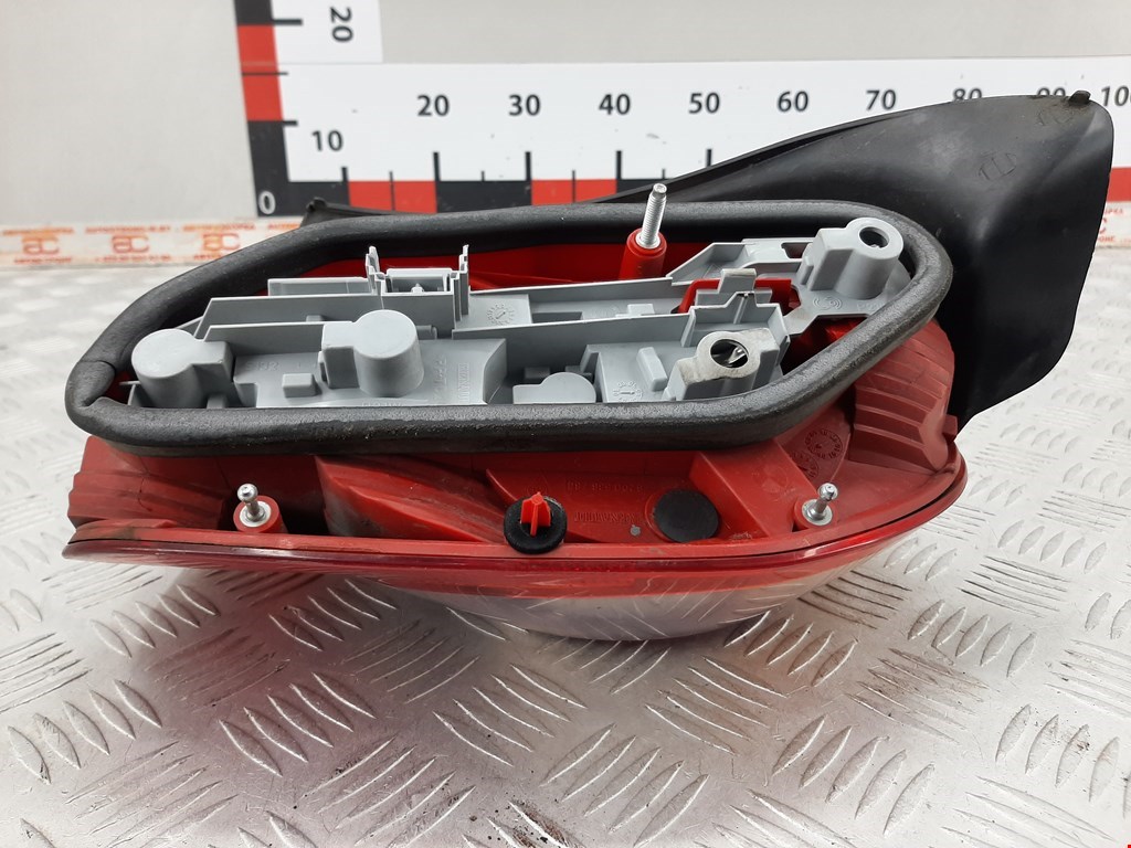 Фонарь задний левый RENAULT Modus 2004-2012