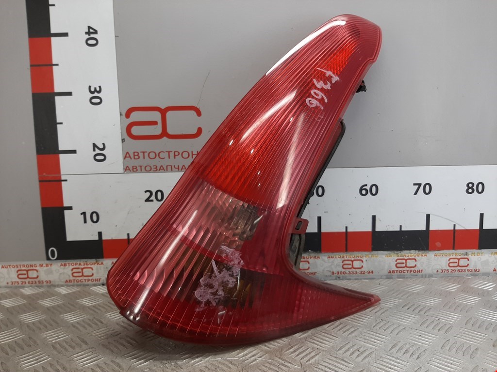 Фонарь задний правый PEUGEOT 207 2006-2015