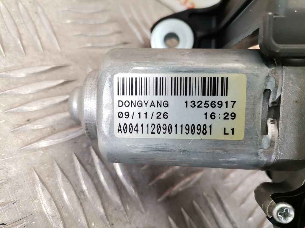 Моторчик стеклоочистителя задний OPEL Astra J 2009-2017