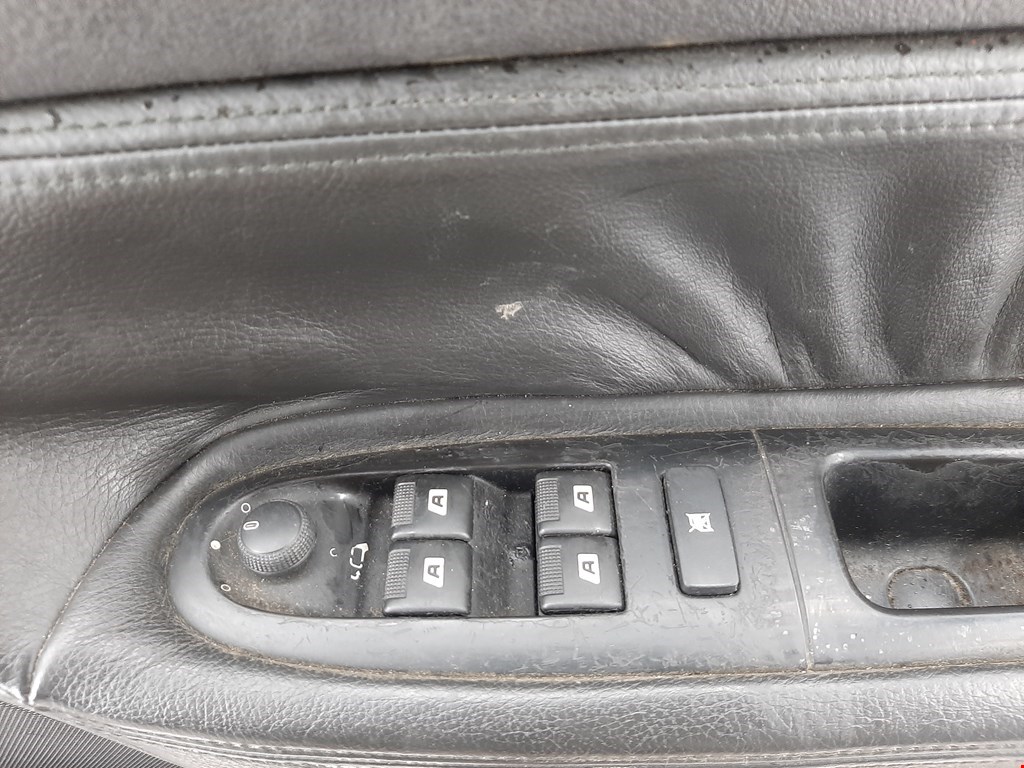 Дверь передняя правая PEUGEOT 607 2000-2010