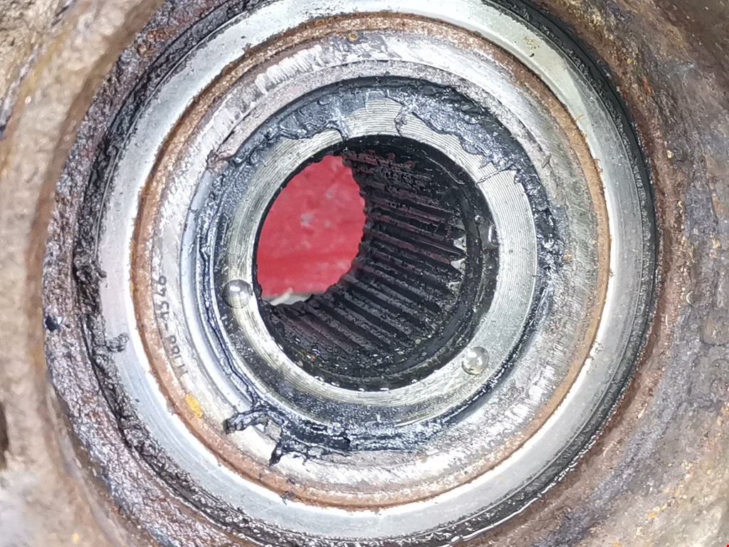 Ступица задняя правая LAND ROVER Range Rover 2002-2012