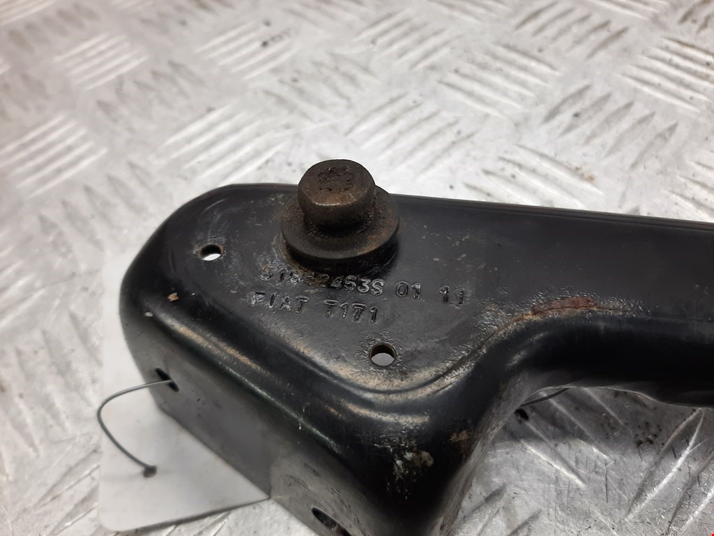 Ролик двери сдвижной (левый/правый средний верхний/нижний) FIAT Doblo 2 2009-2014