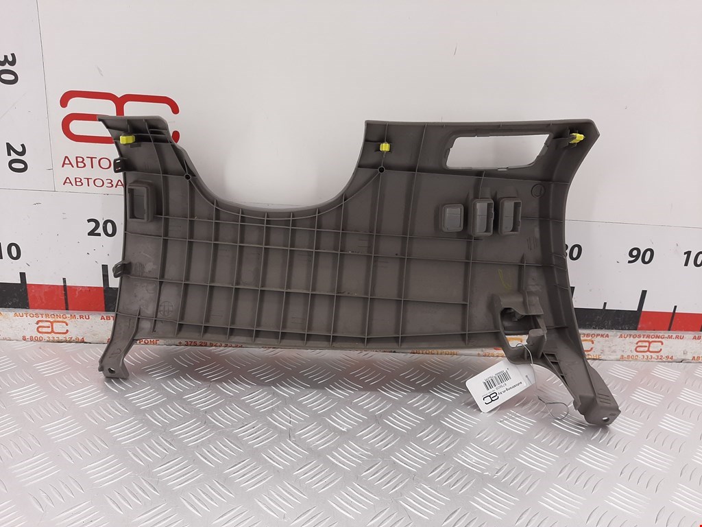 Накладка декоративная TOYOTA Sienna XL20 2003-2010