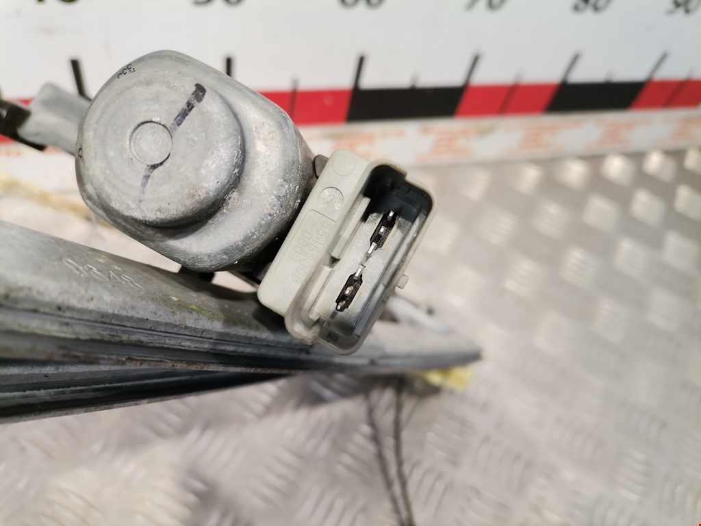 Стеклоподъемник передний правый PEUGEOT 1007 2005-2009