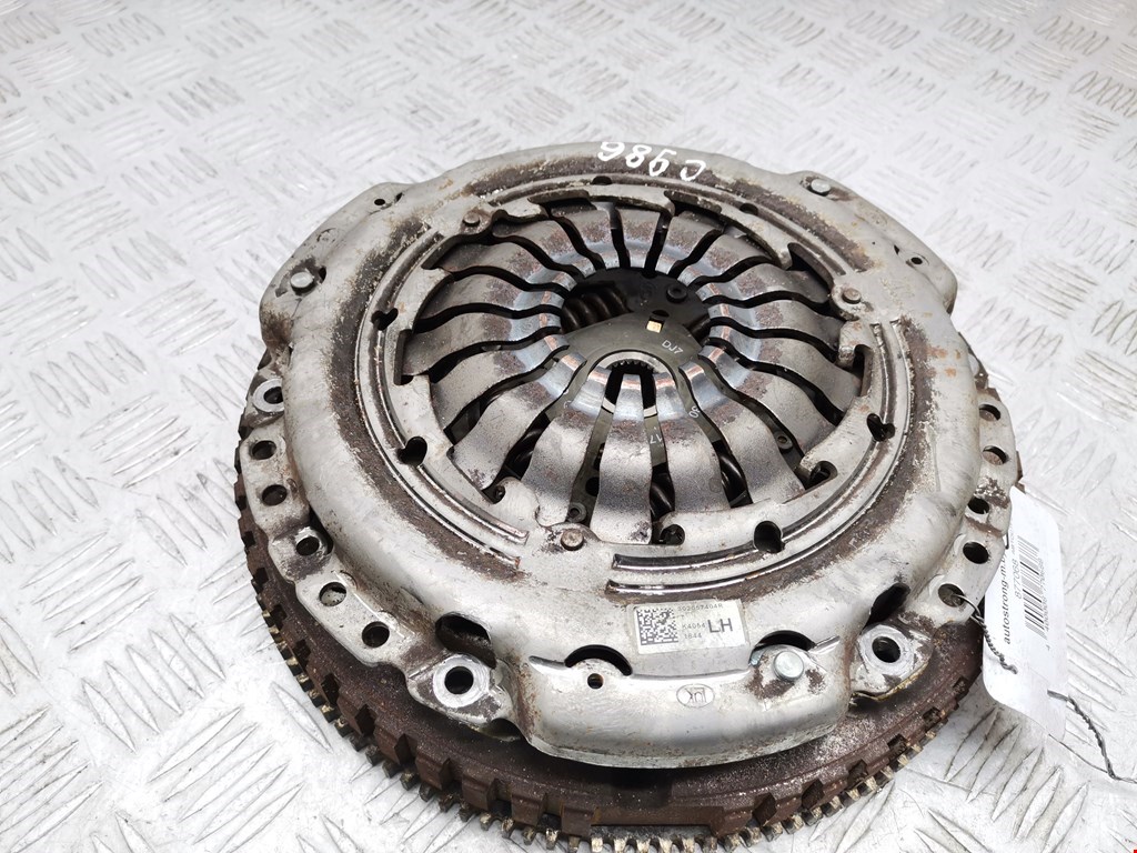 Маховик (демпфер сцепления) Renault Kaptur (2016-2022)