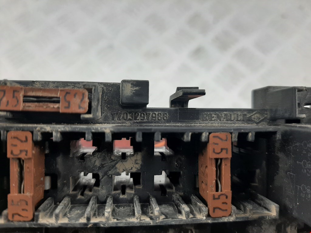 Датчик уровня в бачок омывателя RENAULT Scenic I 1996-2003