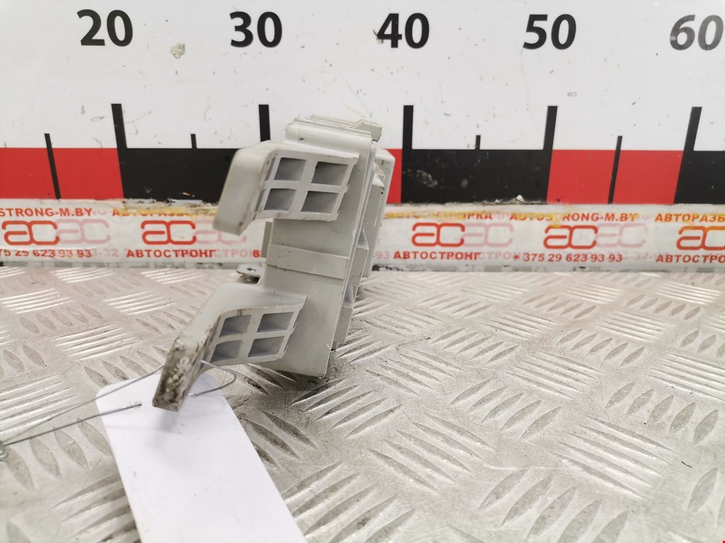 Датчик уровня в бачок омывателя HYUNDAI Santa Fe CM 2005-2012