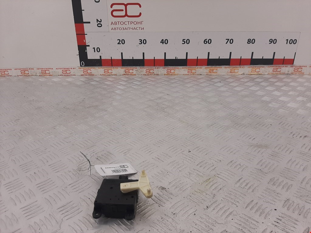 Сервопривод (электропривод моторчик привода) заслонки печки Infiniti G 4 (V36/CV36) (2006-2013)