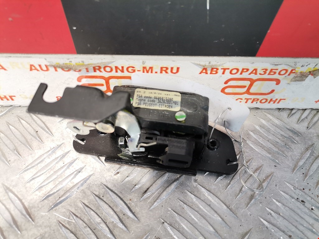 Замок багажника (крышки двери) PEUGEOT Partner 2008-2018