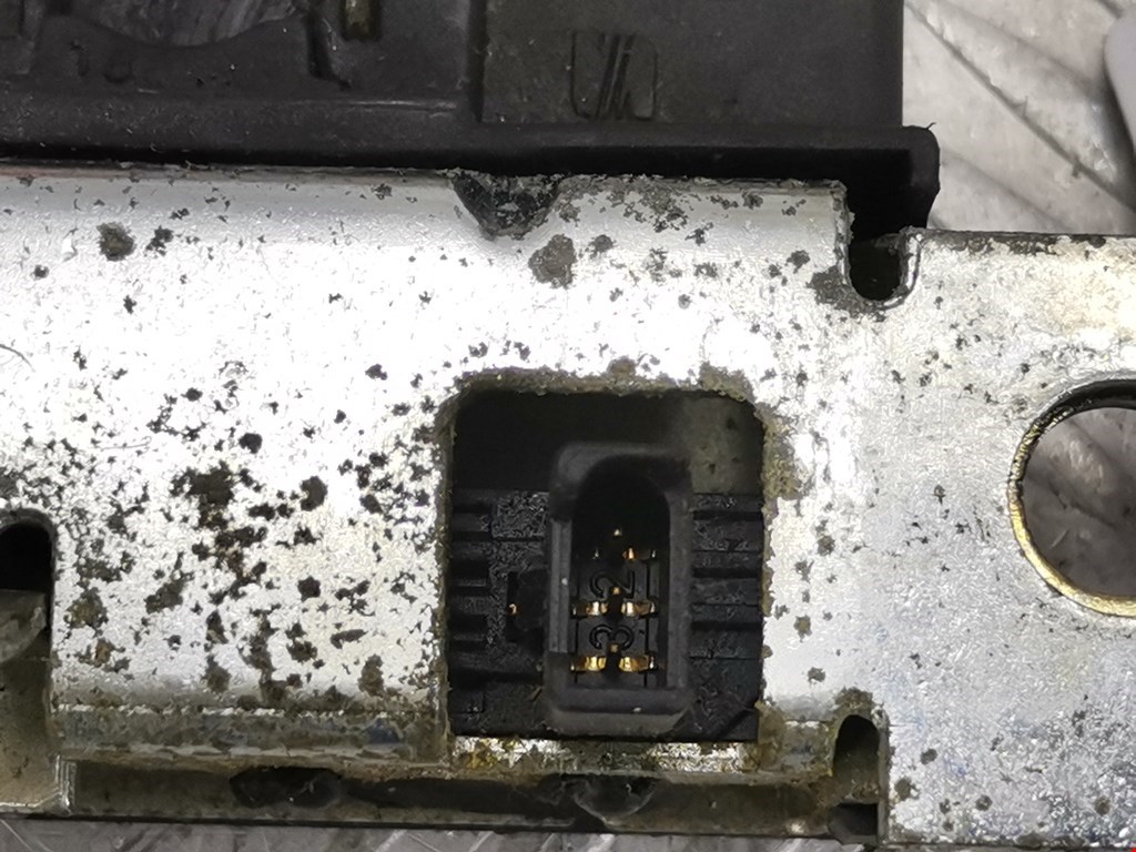 Замок багажника (крышки двери) SEAT Ibiza 2002-2008