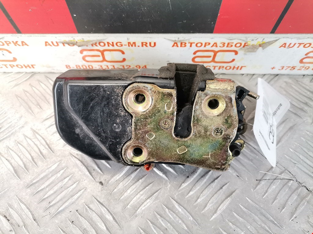Замок двери передней левой DODGE Magnum 2003-2008