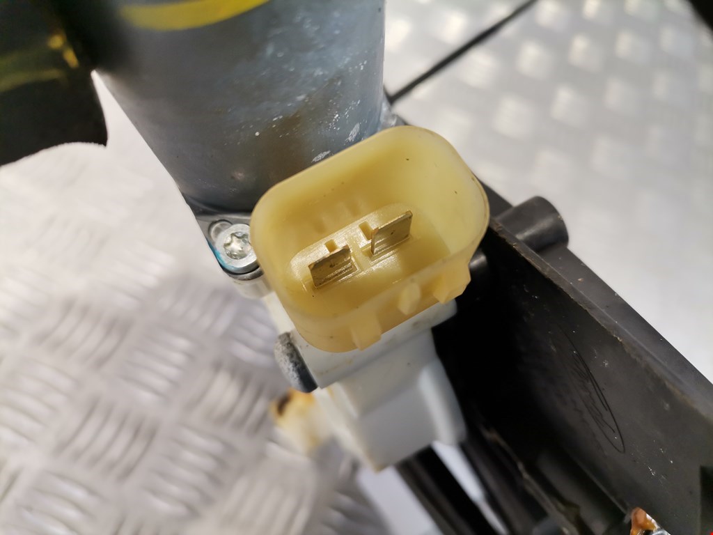 Стеклоподъемник передний правый FORD Explorer 2006-2010