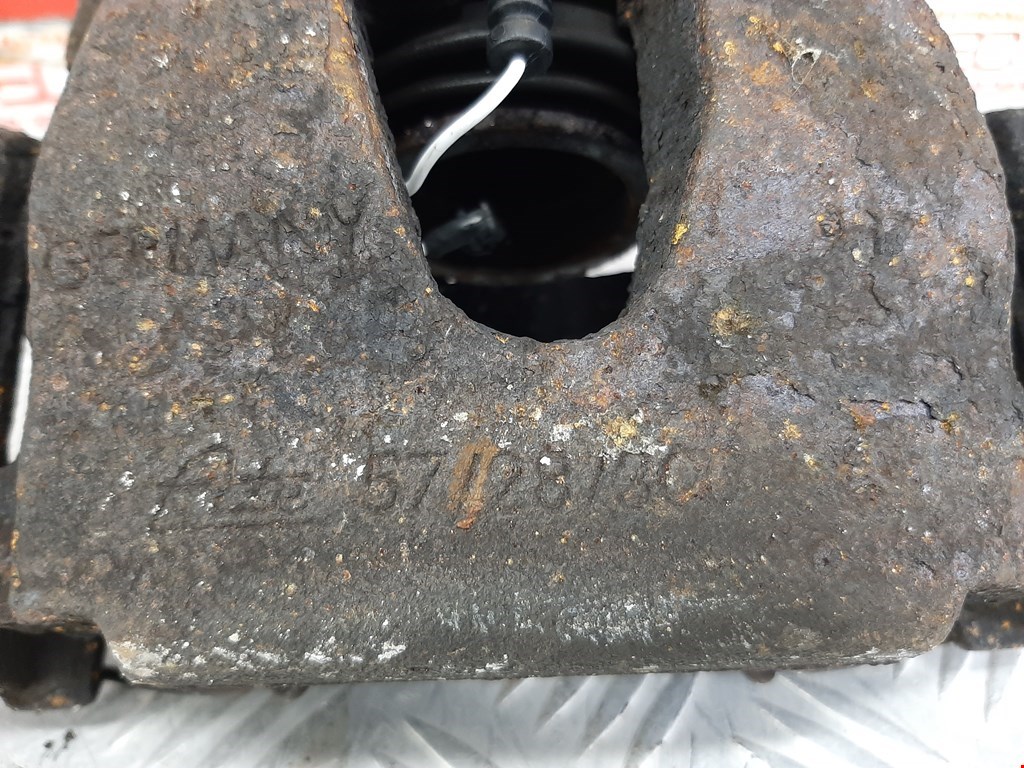 Суппорт передний левый MERCEDES-BENZ E-Class W210, S210 1995-2002