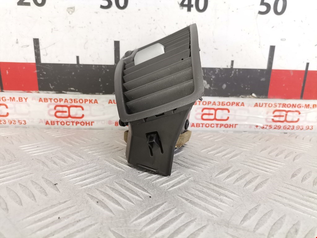 Дефлектор воздушный VOLVO XC90 2002-2014