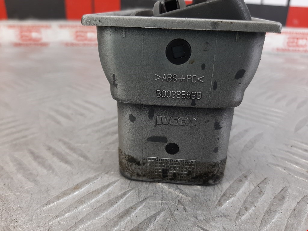 Дефлектор воздушный IVECO EuroCargo II 2003-2008